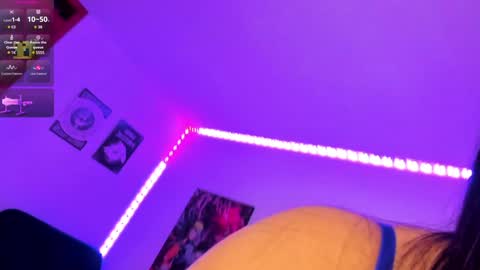 Snapshot of haruu2 chatting on 01/12/25, 02:45 karen  online show from 01/12/25, 02:45