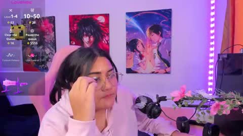 Snapshot of haruu2 chatting on 02/13/25, 10:00 karen  online show from 02/13/25, 10:00