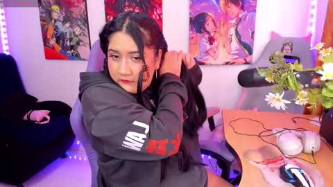 Snapshot of haruu2 chatting on 09/21/25, 03:35 karen  online show from 09/21/25, 03:35