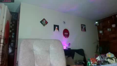 Im Emily and I could be the love of your life    online show from 07/21/26, 05:32