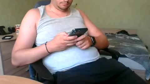 Snapshot of hasabigonev14 chatting on 06/23/26, 08:01 THEBIGONEV14 online show from 06/23/26, 08:01