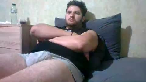 Snapshot of hasabigonev14 chatting on 07/30/26, 11:42 THEBIGONEV14 online show from 07/30/26, 11:42