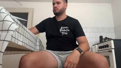 Snapshot of hasabigonev14 chatting on 08/07/26, 08:16 THEBIGONEV14 online show from 08/07/26, 08:16