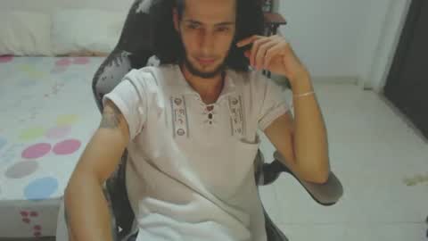 Hasani online show from 10/19/25, 04:57