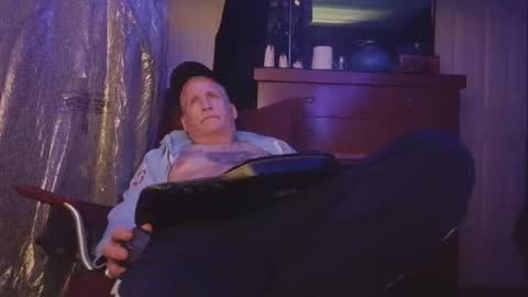 hashtagcloudp0rn online show from 04/13/26, 08:25