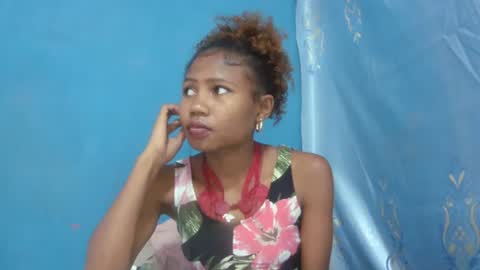 Snapshot of hasleyinah chatting on 06/18/26, 02:10 hasleyinah online show from 06/18/26, 02:10