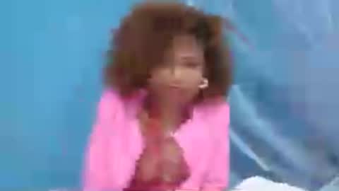Snapshot of hasleyinah chatting on 06/29/26, 04:40 hasleyinah online show from 06/29/26, 04:40