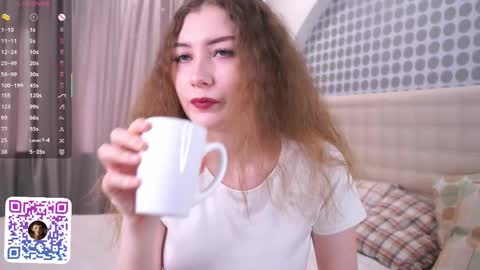 Snapshot of hasta_la_kissy chatting on 05/07/26, 04:18 Mary online show from 05/07/26, 04:18