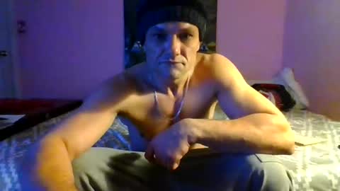 Snapshot of hastis123 chatting on 03/15/26, 08:20 HASTIS42069 online show from 03/15/26, 08:20