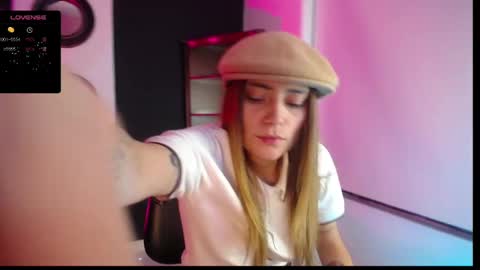 Nicole online show from 01/13/25, 11:38