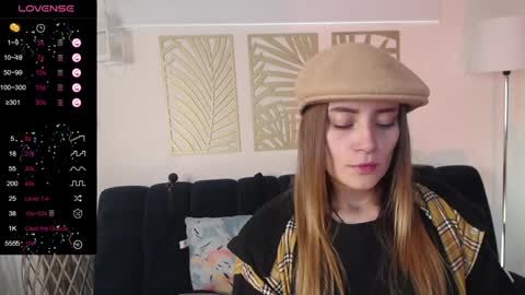 Nicole online show from 01/21/25, 10:08