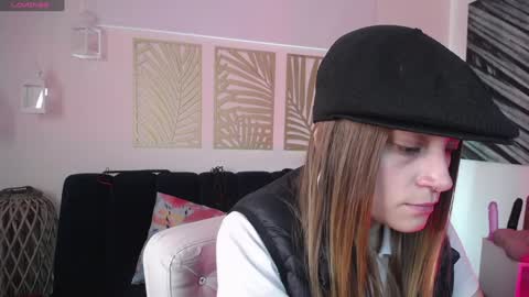 Nicole online show from 01/23/25, 09:50