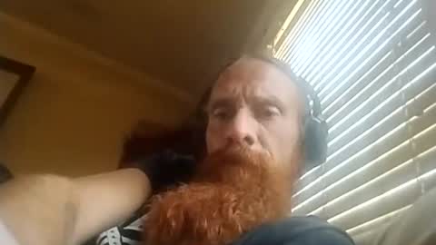 Snapshot of hatefullgod chatting on 10/12/25, 09:03 hatefullgod online show from 10/12/25, 09:03