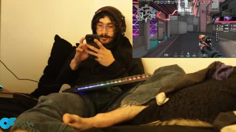 More content   2   online show from 01/30/25, 11:45