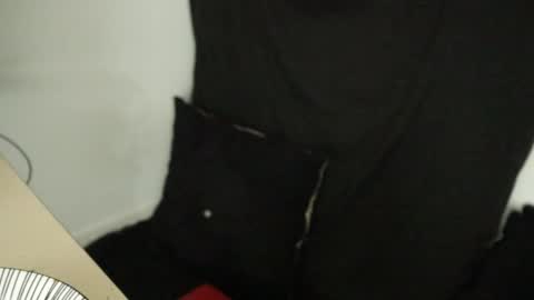 More content   2   online show from 02/05/25, 04:06