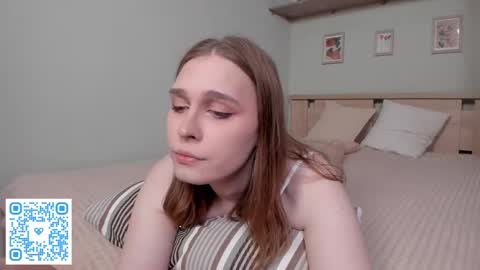 Mia online show from 04/18/26, 07:58