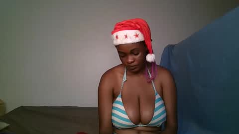 Snapshot of havanna_p chatting on 12/15/24, 06:26 Havanna online show from 12/15/24, 06:26