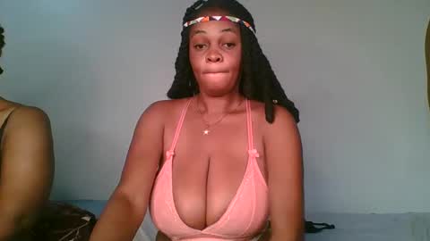 Snapshot of havanna_p chatting on 01/19/25, 03:29 Havanna online show from 01/19/25, 03:29