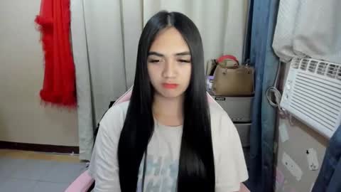 Snapshot of hawadiha chatting on 02/24/26, 09:51 LIX online show from 02/24/26, 09:51