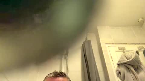 Snapshot of hawks2113 chatting on 01/13/25, 04:30 hawks2113 online show from 01/13/25, 04:30