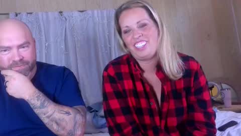 hawktuahgwakgwakmom online show from 12/18/24, 06:32