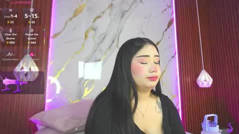 Snapshot of hay1_ chatting on 02/12/25, 04:12 haylie  See you tonight at 8pm Colombia time online show from 02/12/25, 04:12