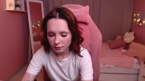 Snapshot of haya_harareet chatting on 02/10/26, 01:10 Mia online show from 02/10/26, 01:10