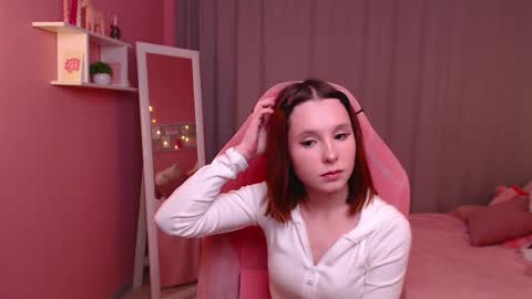 Snapshot of haya_harareet chatting on 02/11/26, 07:46 Mia online show from 02/11/26, 07:46