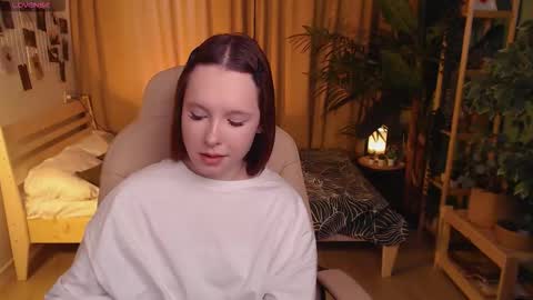 Snapshot of haya_harareet chatting on 02/21/26, 08:04 Mia online show from 02/21/26, 08:04