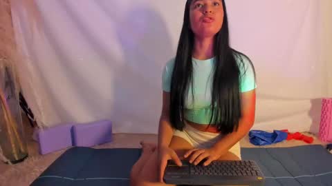 Hayami  online show from 09/10/25, 12:16