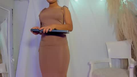 Hayami  online show from 10/03/25, 08:28