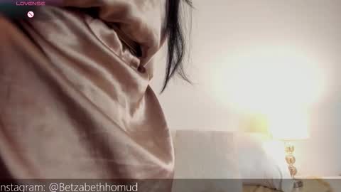 Hayat online show from 02/17/26, 09:54