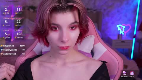 haylaamber online show from 12/23/24, 02:45