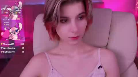 haylaamber online show from 02/16/25, 04:21