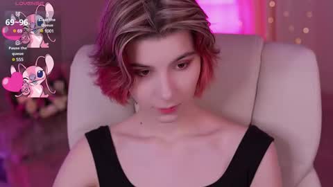 haylaamber online show from 02/28/25, 02:09