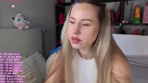 Haylee online show from 04/22/26, 09:01