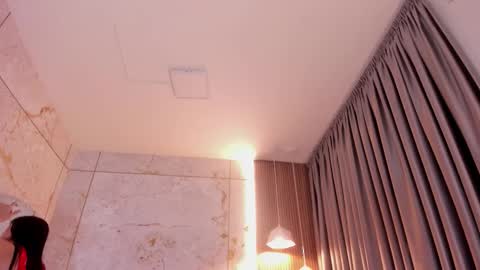 haylenpark online show from 12/01/25, 11:37