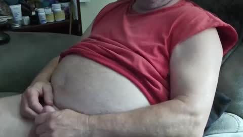 Snapshot of haysay722354422 chatting on 05/08/26, 11:48 haysay722354422 online show from 05/08/26, 11:48