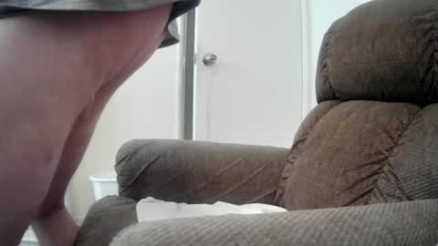 Snapshot of haywired1 chatting on 03/19/26, 06:12 Haywired online show from 03/19/26, 06:12