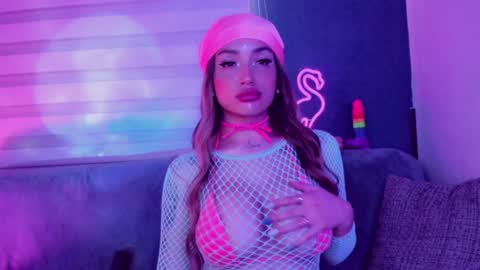 Marie online show from 01/06/25, 09:11