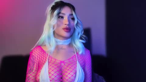 Marie online show from 09/12/25, 06:13