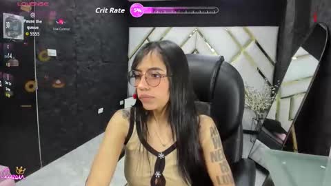 Snapshot of hazel_18_ chatting on 05/06/26, 10:04 hazel_18_ online show from 05/06/26, 10:04