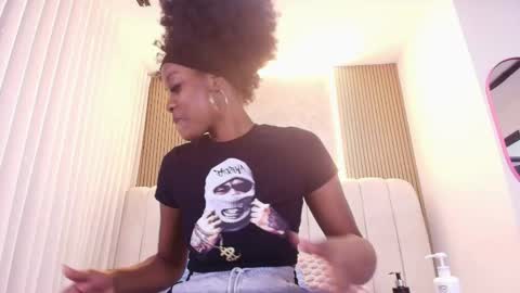 kataleya online show from 04/25/26, 07:11