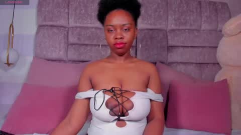 Snapshot of hazel_lanee chatting on 05/24/26, 03:55 hazel_lanee online show from 05/24/26, 03:55