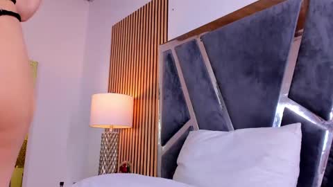 Snapshot of hazel_ross_tcw chatting on 12/09/24, 08:01  Hazel  online show from 12/09/24, 08:01