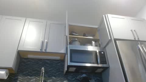 Hazel online show from 01/05/25, 03:34