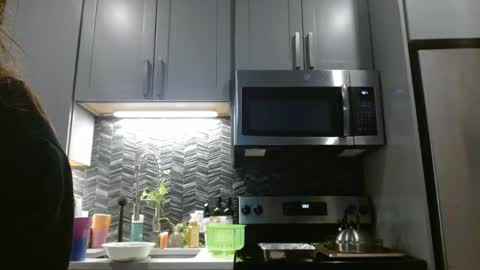 Hazel online show from 02/10/25, 11:02