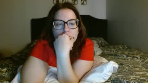 Hazel online show from 10/04/25, 12:19