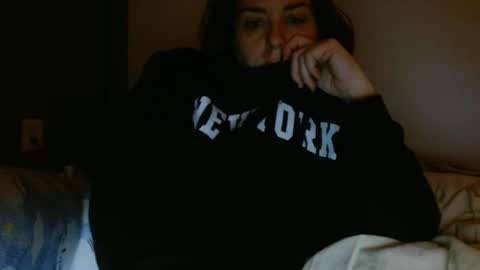 Hazel online show from 10/11/25, 01:49