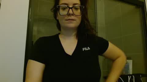 Hazel online show from 10/13/25, 01:22